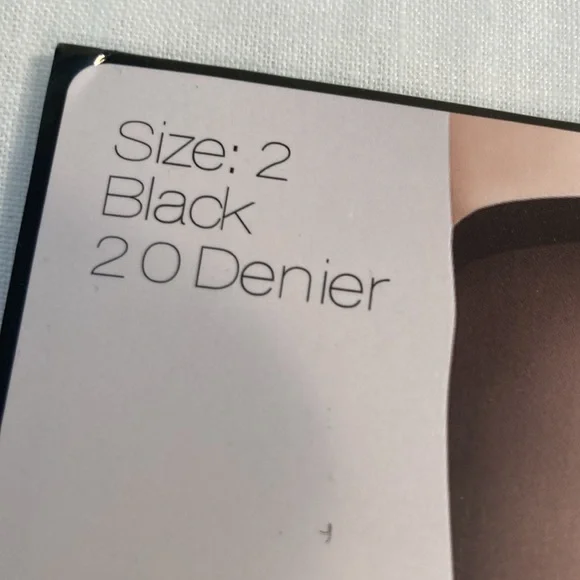 Marilyn Monroe and Laundry luxury sheer tights 20 deniers - Picture 4 of 16